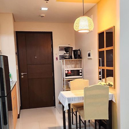 마닐라 House Of B&Y At 101 Newport Across Naia T3 아파트 외부 사진