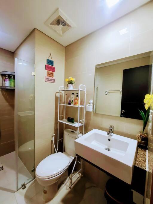 마닐라 House Of B&Y At 101 Newport Across Naia T3 아파트 외부 사진
